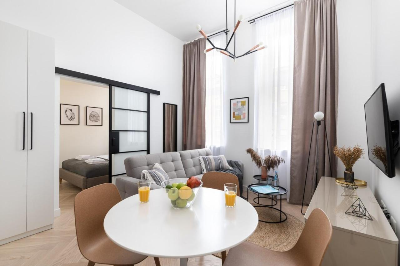 Boduena 4 - Elegant Apartment In Warsaw Centre By Noclegi Renters エクステリア 写真